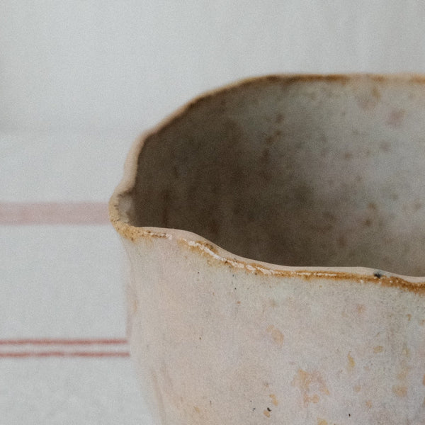 Sandstone - Bowl with Spout