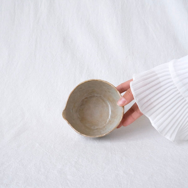 Sandstone - Bowl with Spout